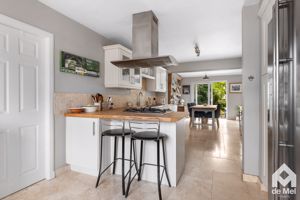 Photo 21- click for photo gallery